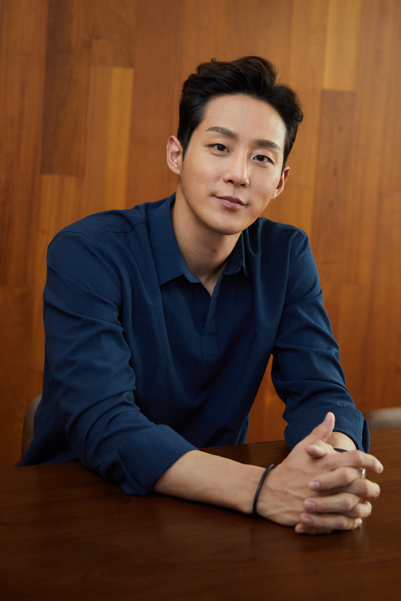 무대에서 출발해 '팬텀싱어'로 팬덤을 확장하고, 드라마로 TV 연기까지 도전하는 이충주는 "조금씩 경계를 허물어가고 싶다"고 말했다. [씨제스 제공]