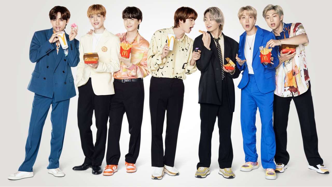 맥도날드가 방탄소년단(BTS)과 협업으로 'THE BTS 세트'를 출시, 50개국에서 판매한다. [한국맥도날드 제공]