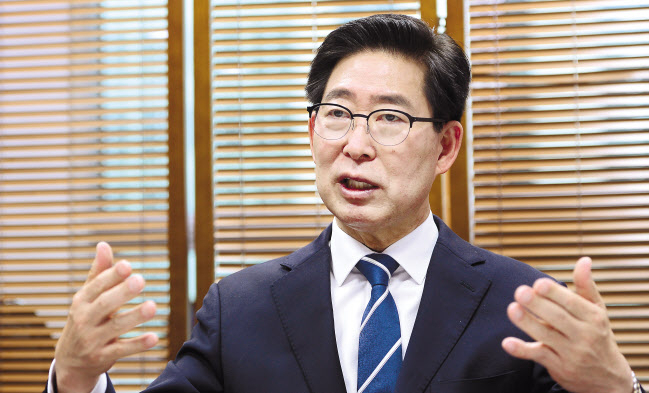 차기 대권 도전을 공식화한 양승조 충남도지사가 지난달 28일 국회에서 헤럴드경제와 인터뷰를 갖고 있다. 이상섭 기자