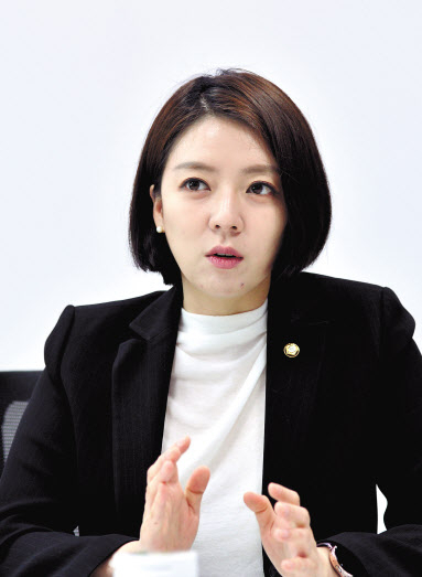 국민의힘 최고위원 경선에 도전하는 배현진 의원이 5월31일 국회 의원회관에서 헤럴드경제와 인터뷰를 하고 있다. 박현구 기자