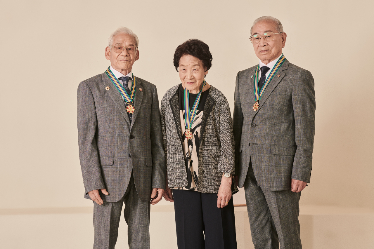 6.25참전유공자회 종로지회 참전유공자(좌측부터 이창실 님, 박옥선 님, 김덕흥 님) [파크랜드 제공]