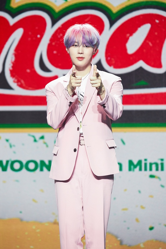 (Credit: StarCrew Entertainment)