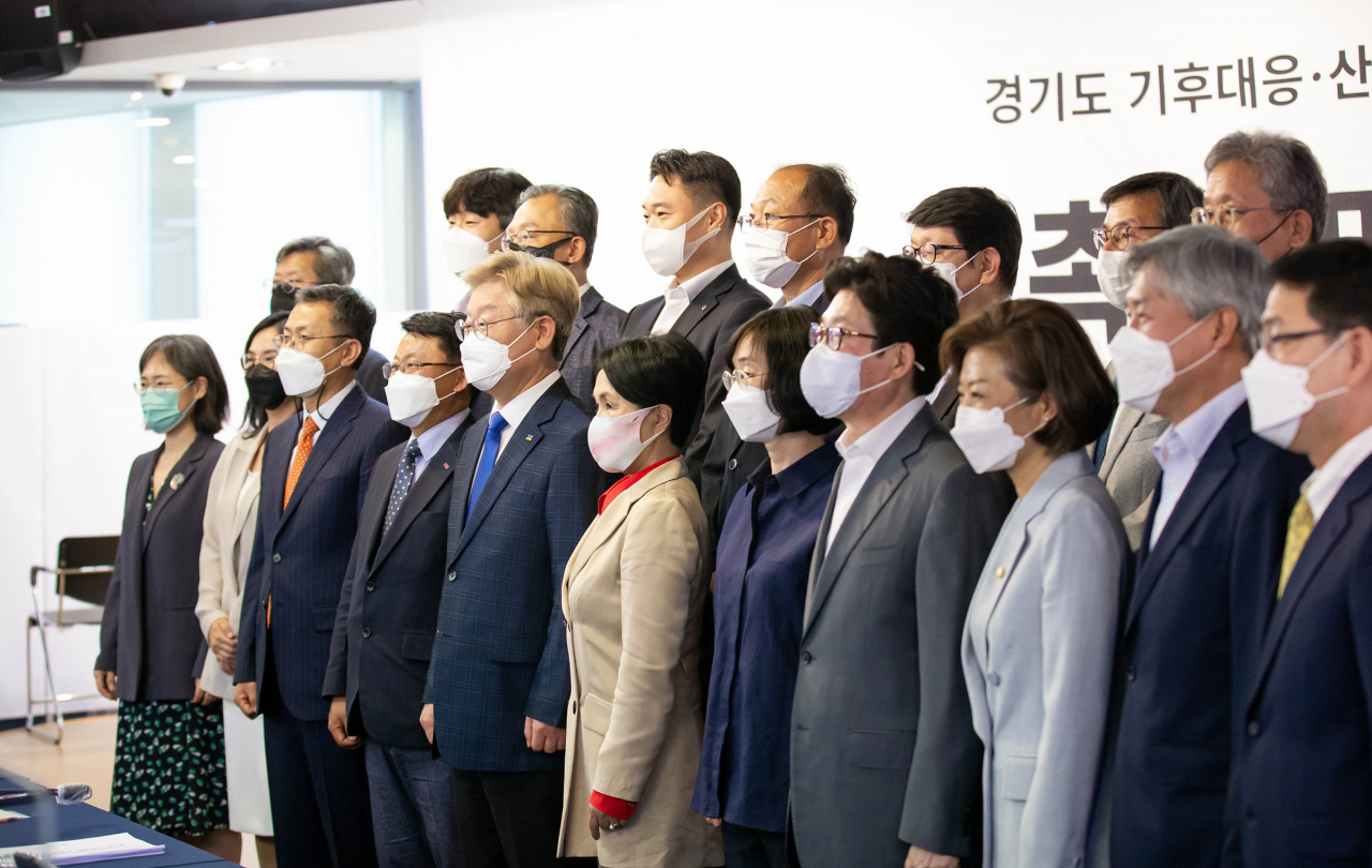 특별위원회