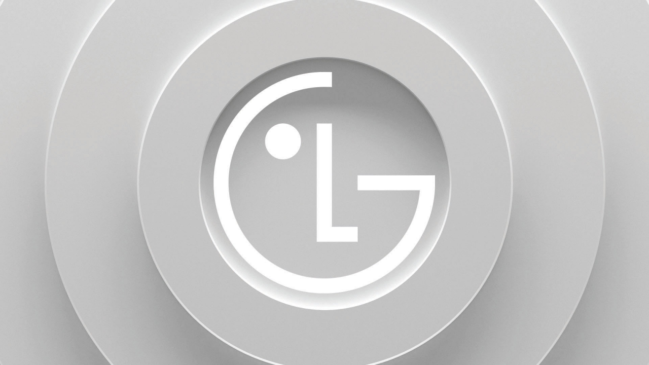 LG 심벌마크에 생동감 더한 ‘미래의 얼굴 Expressions’ 디자인이 적용된 명함. [LG 제공]