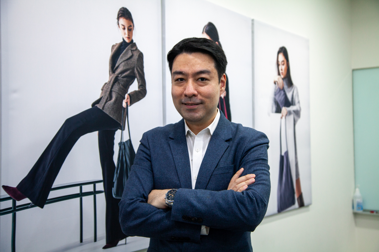 사회적기업으로 지구환경 개선을 꿈꾸는 아트임팩트의 송윤일 대표. [사진=이건욱PD]