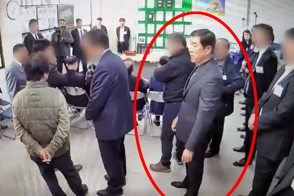 조폭출신 문흥식 전 구속부상자회장(사진 원내) [연합]