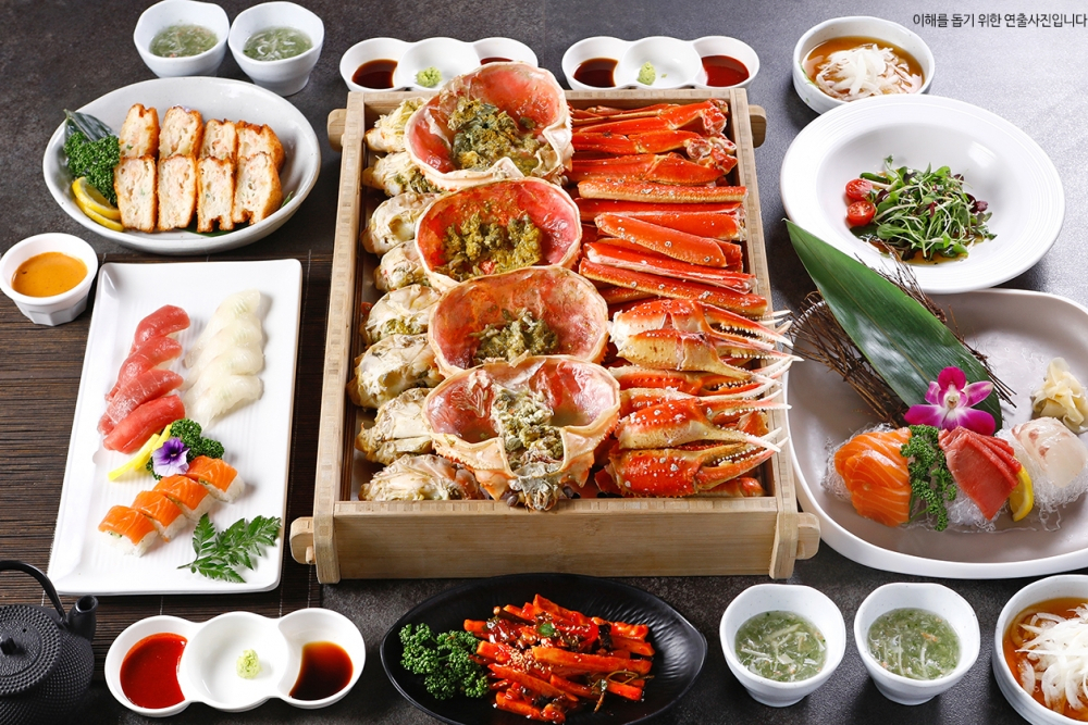 부산 효도여행 상품에 포함돼 있는 대게 한상