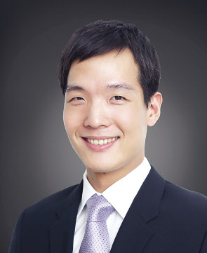 김승연 한화그룹 회장의 차남 김동원(36) 전무. 김 전무는 한화생명에서 최고디지털전략책임자(CDSO)로서 디지털과 미래전략 부문을 책임지고 있다. [헤럴드DB]