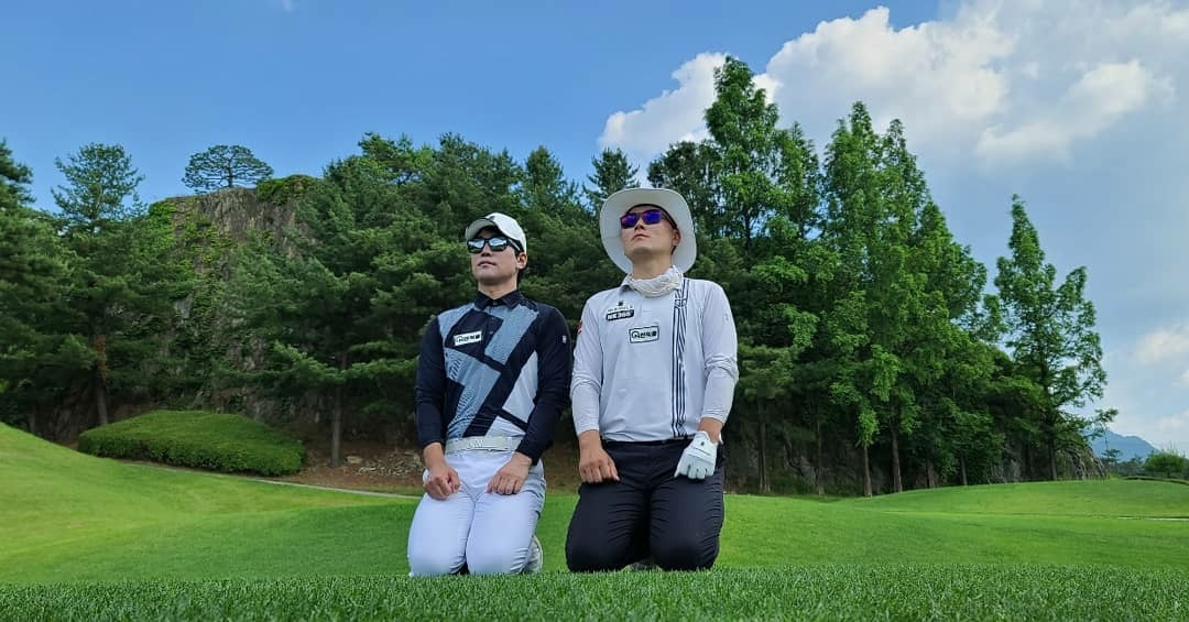 변기수(오른쪽)와 후배 개그맨 장기영