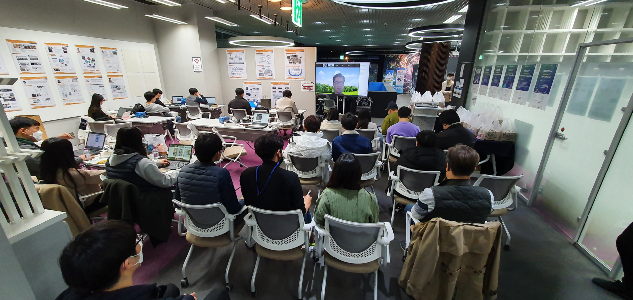 광주과학기술원 인공지능연구소에서 데이터, AI 관련 교육이 진행되고 있다 [CJ올리브네트웍스 제공]