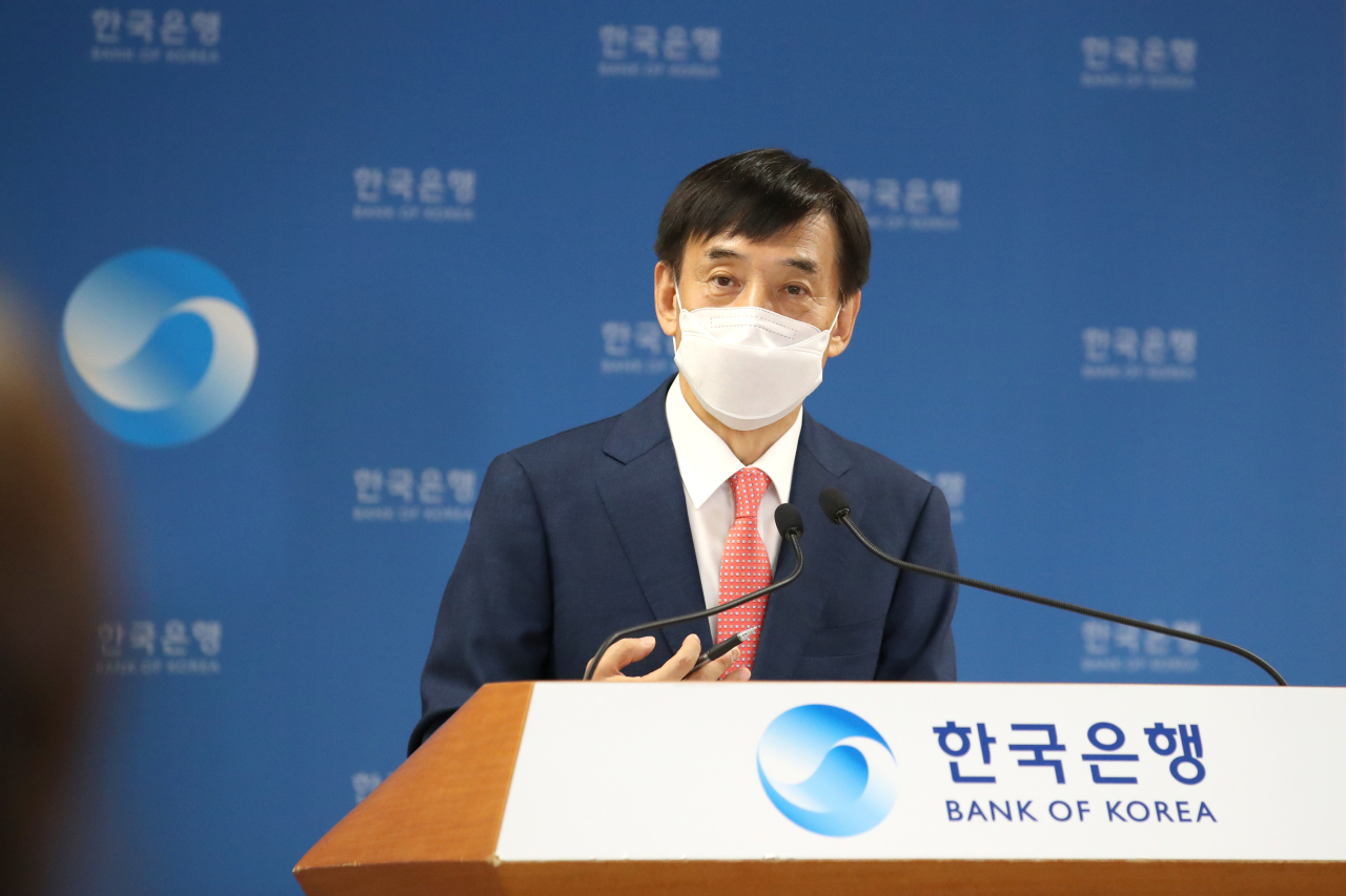 BOK Gov. Lee Ju-yeol speaks to reporters at a press briefing held at the central bank headquarters in Seoul on Thursday. (Bank of Korea)