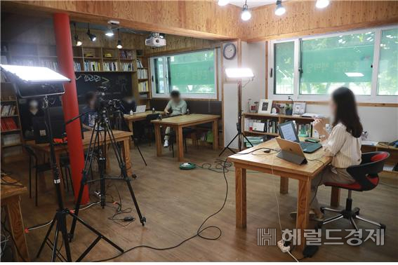 ‘청년 주거복지 길잡이’ 운영 모습. [양천구 제공]