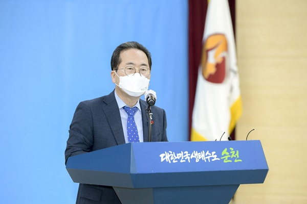 허석 순천시장이 29일 시청 대회의실에서 취임 3주년 기념 기자회견을 열고 있다. [순천시 제공]