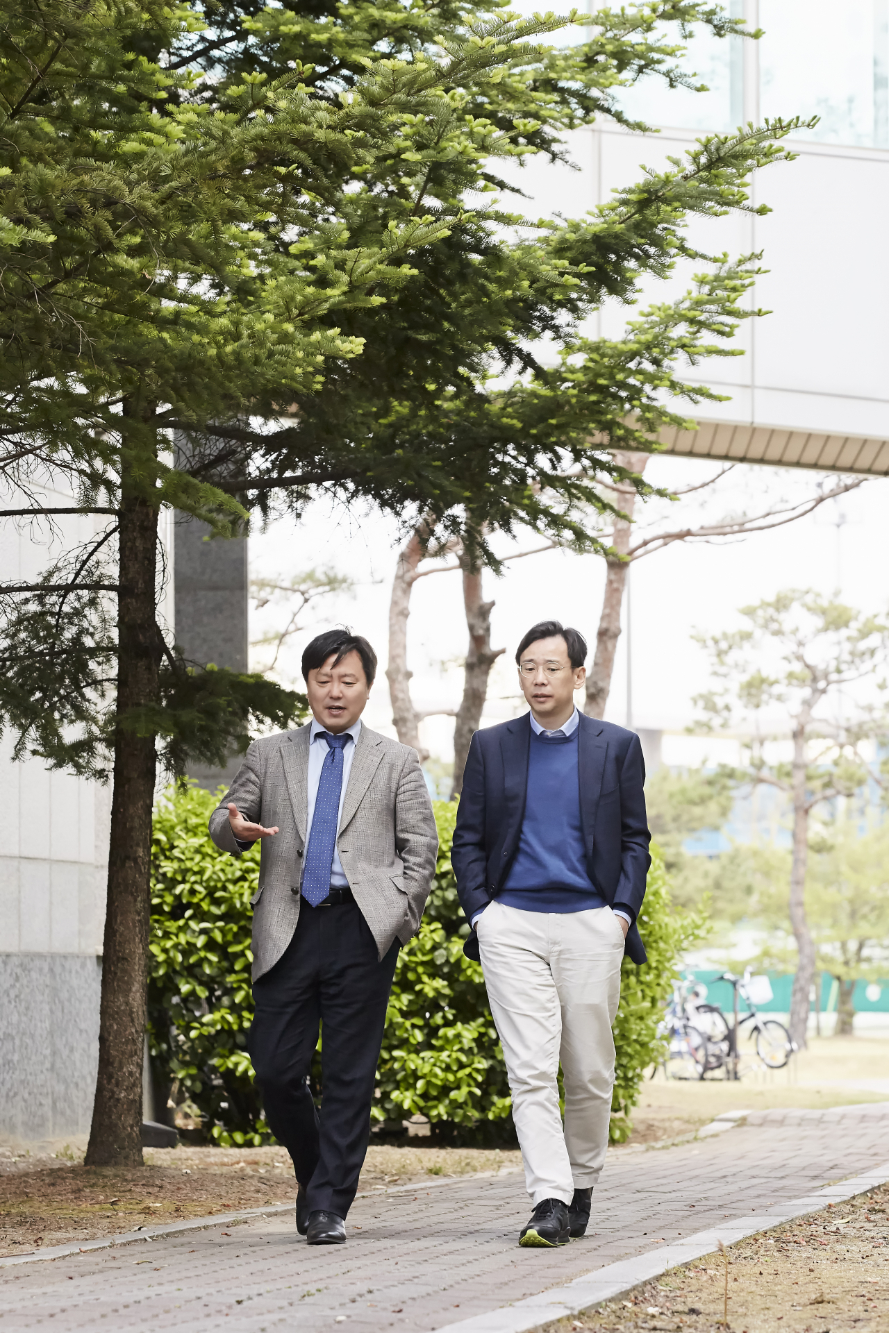 최영기(왼쪽) 연구소장과 신의철 연구센터장.[IBS 제공]