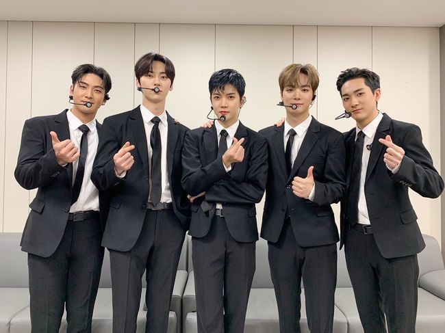 (Credit: Pledis Entertainment)
