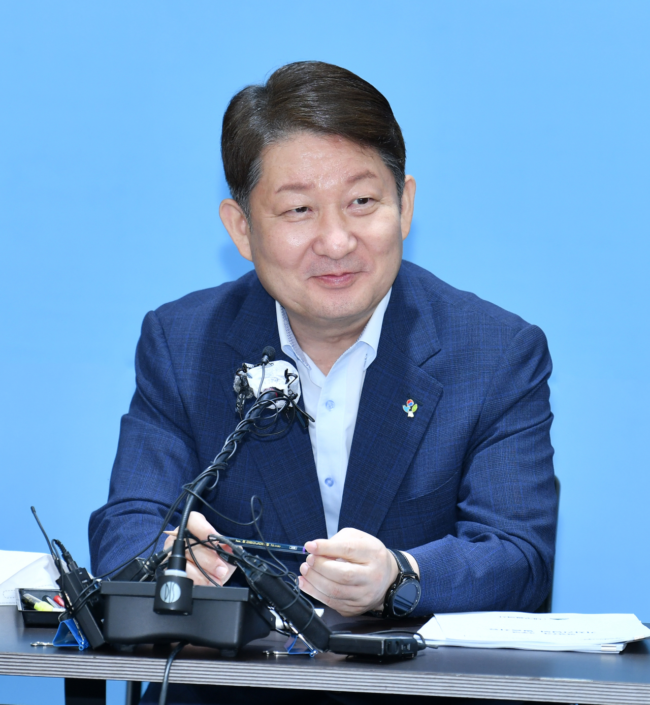 권영진 대구시장이 30일 대구시청 본관 2층 브리핑룸에서 민선7기 취임 3주년 출입기자 간담회를 열고 있다.[대구시 제공]