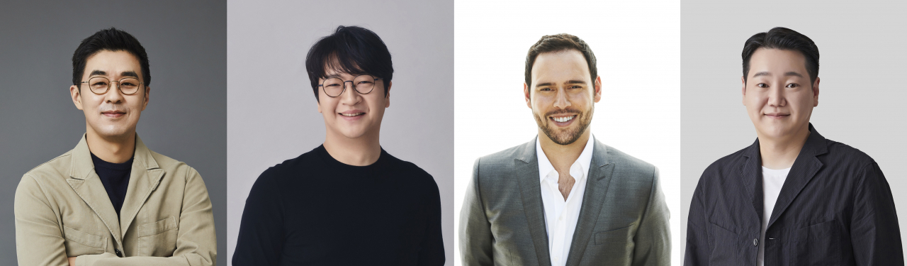 박지원 하이브 대표이사, 윤석준 하이브 아메리카 CEO, 스쿠터 브라운 하이브 아메리카 CEO, 한현록 하이브 재팬 CEO (좌측부터)