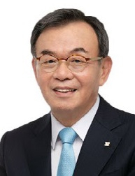 홍사승 쌍용C&E 회장.