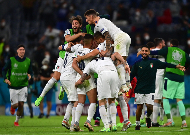 이탈리아가 FIFA 세계랭킹 1위 벨기에를 제압하고 유로 2020 4강에 올랐다.[연합]