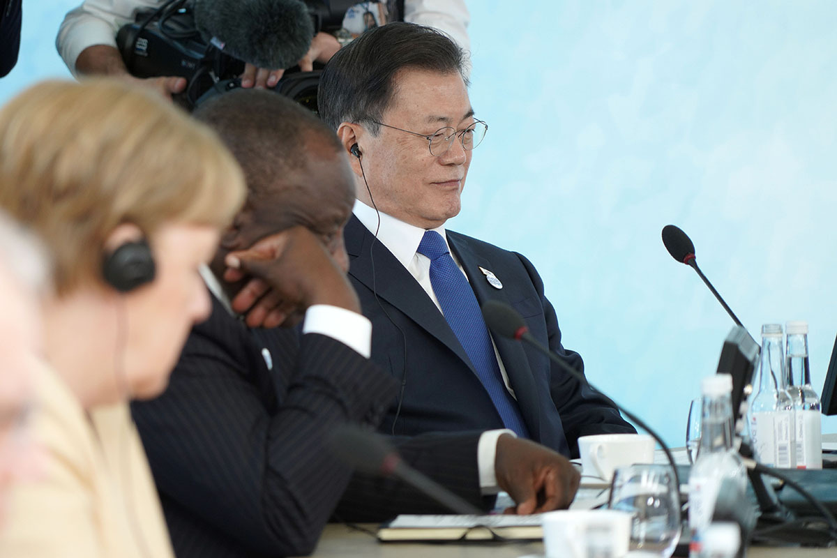 President Moon Jae-in attends an extended session of the G-7 summit in Cornwall, England, June 12. (Cheong Wa Dae)