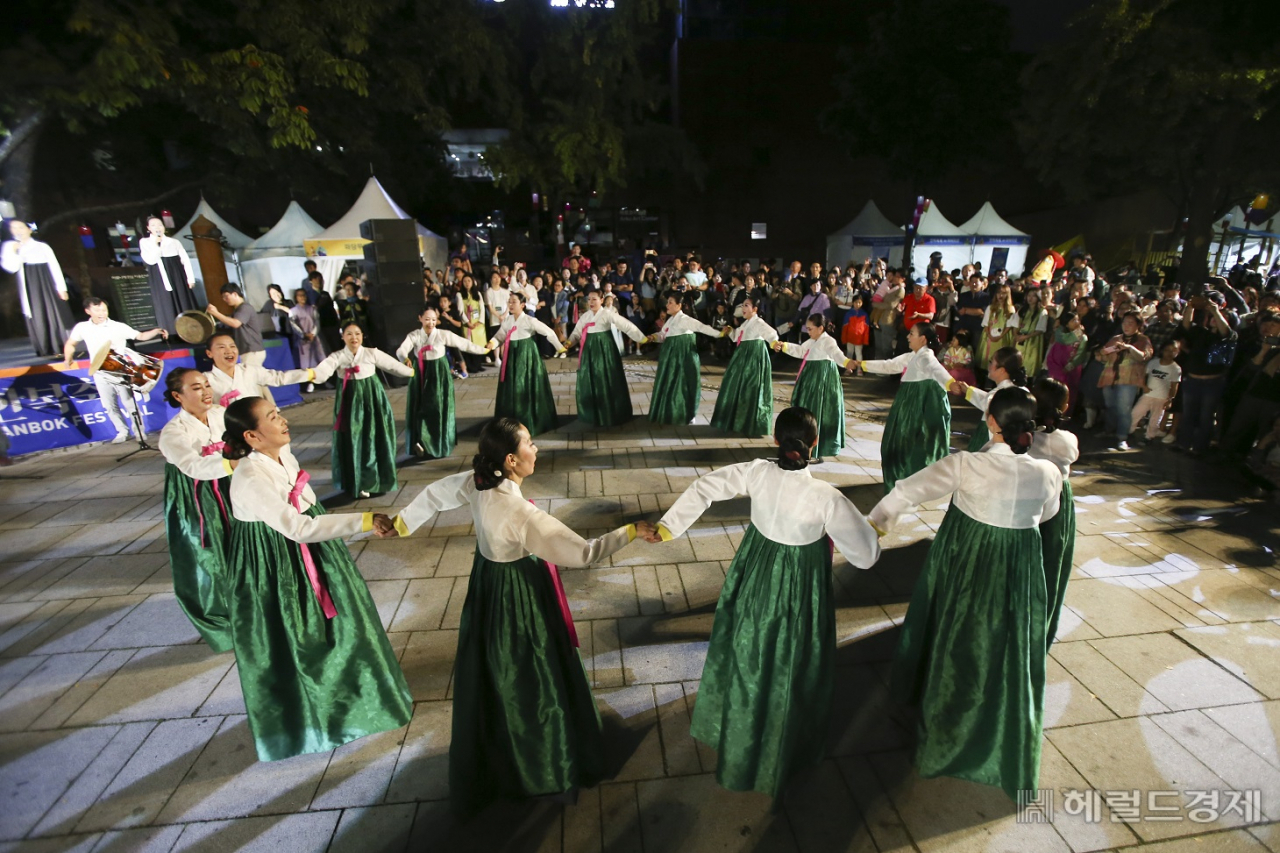 2019년 종로 한복축제.