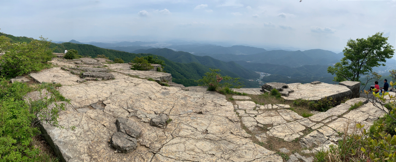 가산바위 조망