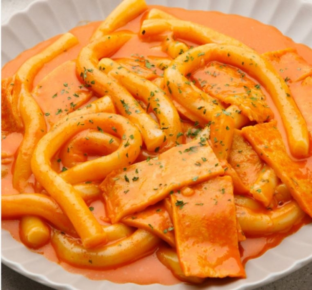 로제 떡볶이[라비퀸 제공]