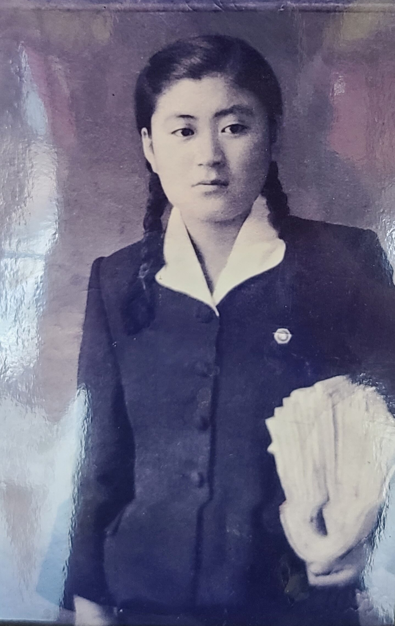 신문배달 등을 하며 학비를 번 여고생 강정숙은 이화여대 법대에 합격했지만 등록금 납부기일을 넘겨 상경하는 바람에 입학하지 못했다.