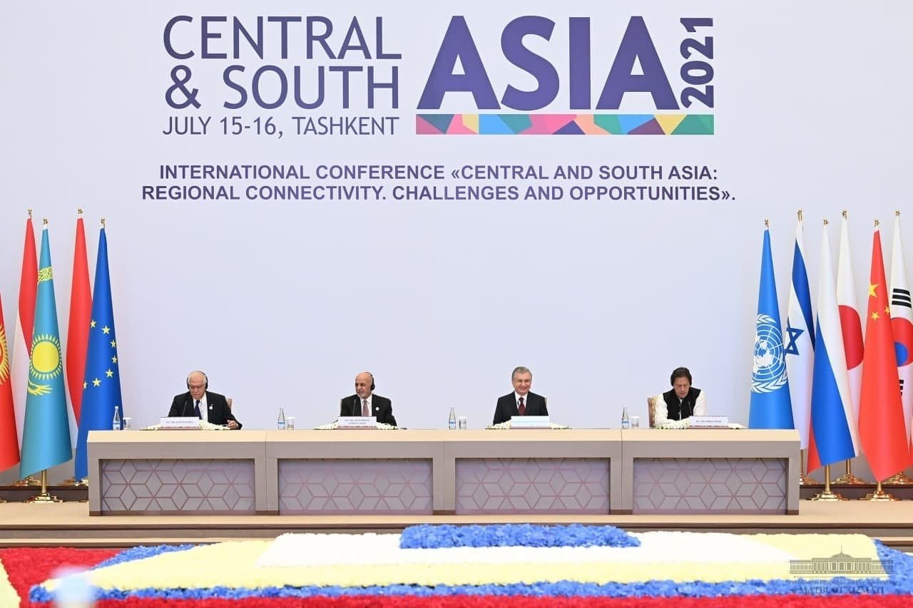 Leaders participating in International Conference on Regional Connectivity of Central and South Asia held in Tashkent on 15-16 July. (Embassy of Uzbekistan in Seoul)