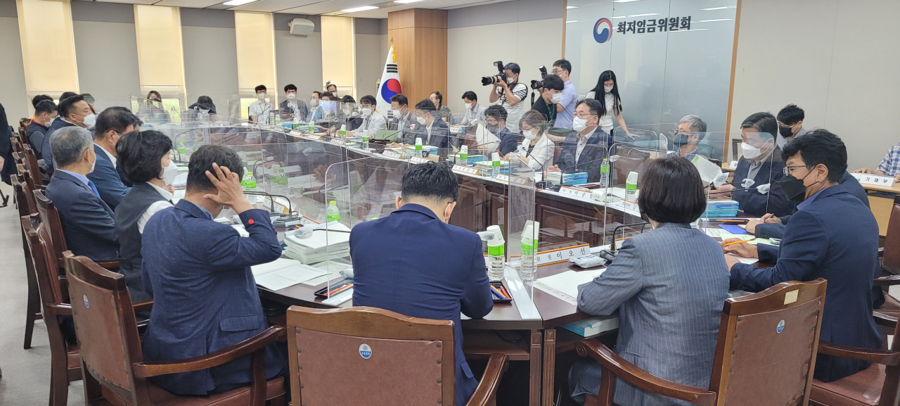 최저임금위원회 전원회의 모습 [헤럴드DB]