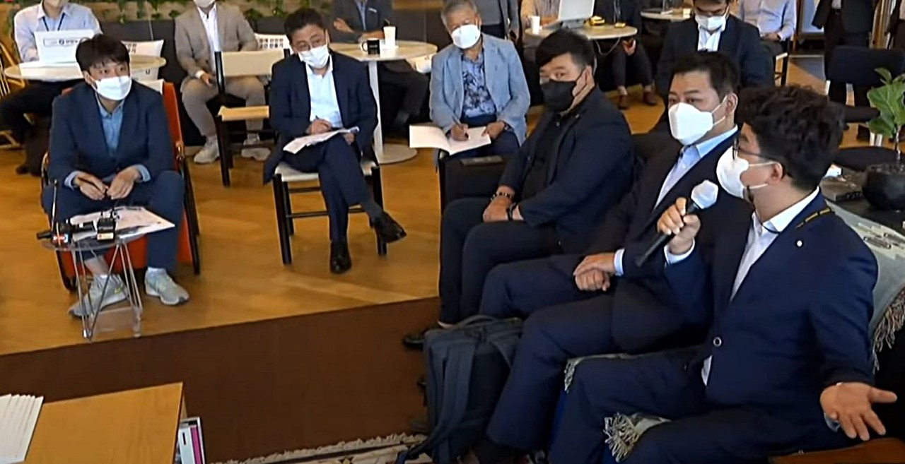 온더는 지난 23일 부산시가 주재한 핀테크 및 블록체인 기업 간담회에 참여해 부산시와 디지털 자산 거래소의 설립과 블록체인 산업 육성에 대해 논의했다. [온더 제공]