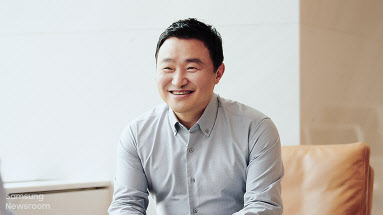 노태문 삼성전자 무선사업부장(사장)이 27일 삼성전자 뉴스룸을 통해 더욱 새로워진 폴더블폰 갤럭시Z 시리즈에 대한 자신감을 드러냈다.[삼성전자 제공]