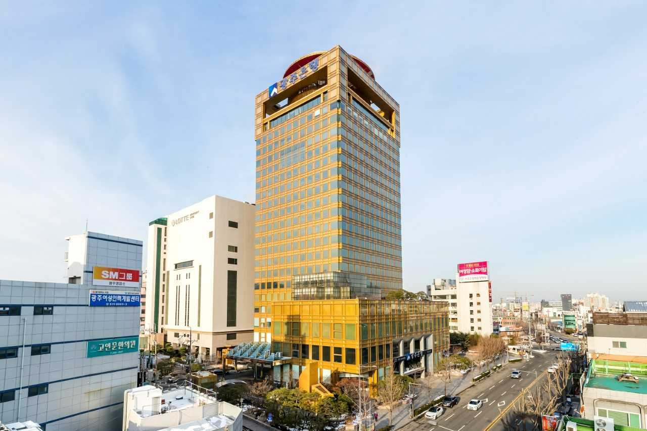 광주은행 본점.