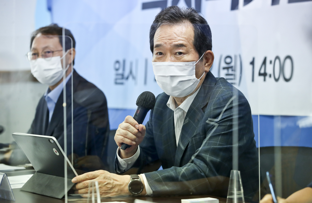 더불어민주당 대권 주자인 정세균 전 국무총리가 지난 2일 오후 서울 여의도 용산빌딩에서 열린 '정세균과 함께하는 복지국가실천연대와의 대화'에서 인사말을 하고 있다. [연합]