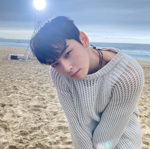 (Credit: Fantagio Music)