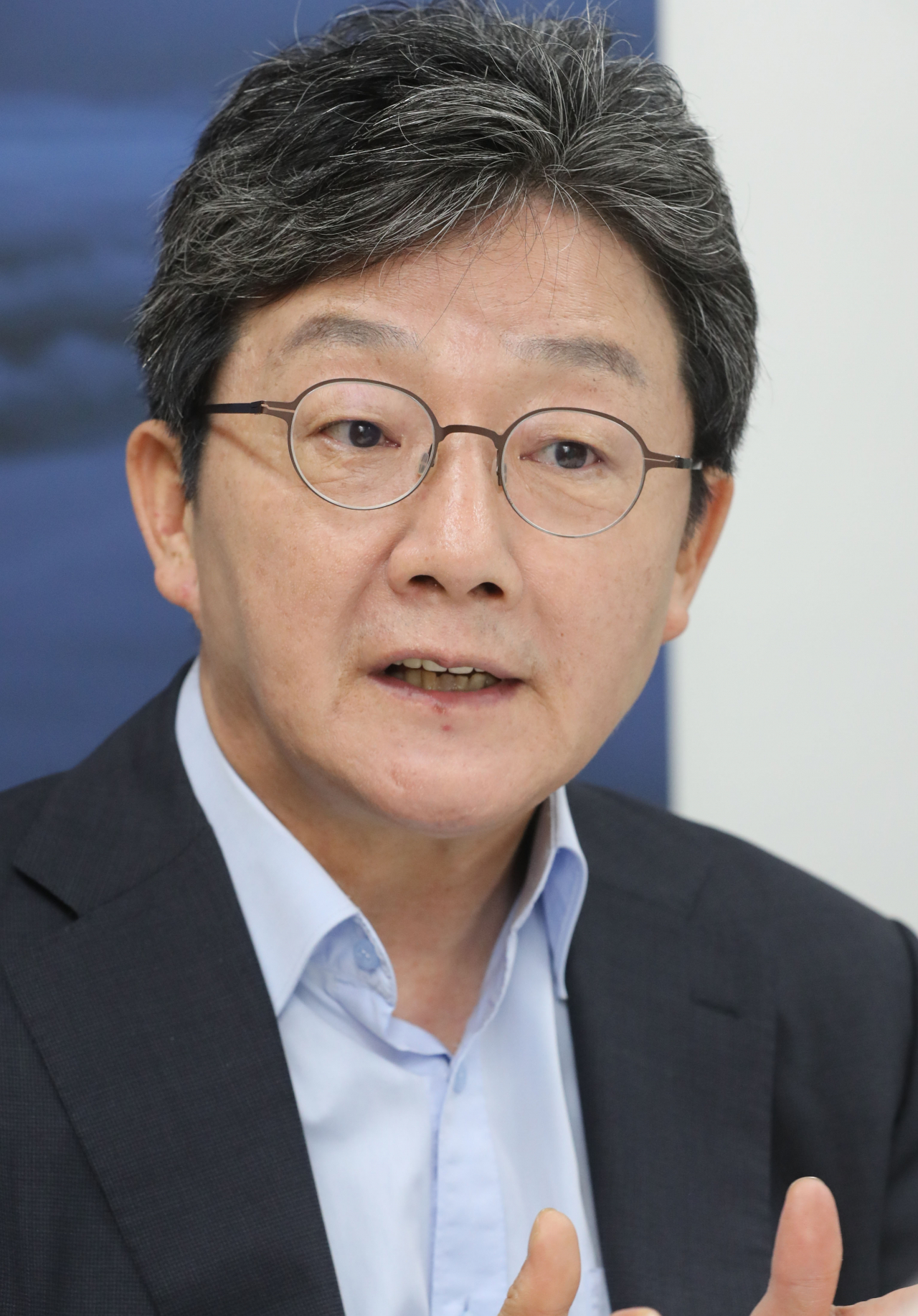 국민의힘 대권주자인 유승민 전 의원이 서울 여의도 희망22 사무실에서 연합뉴스와 인터뷰하고 있다. [연합뉴스 제공]