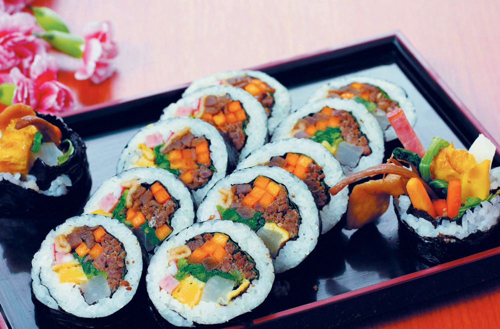 경기 성남시 분당구 김밥 전문점에서 발생한 집단 식중독 사고와 관련, 환자의 가검물에 대한 보건당국의 신속 검사에서 살모넬라균이 검출된 것으로 5일 알려졌다. 사진은 기사 내용과 관계없음. [아이클릭아트]