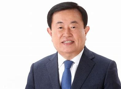 이동진 진도군수