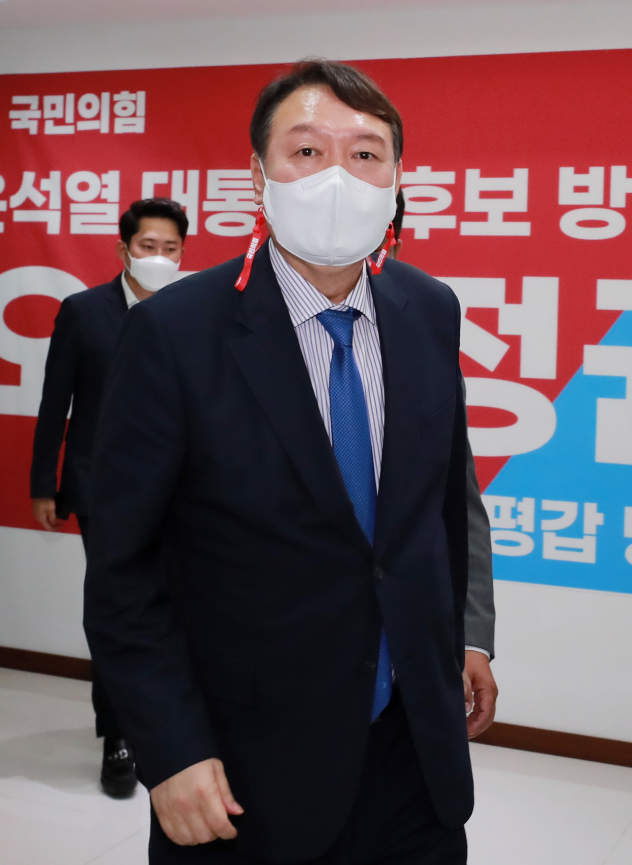 국민의힘 윤석열 대선 예비후보가 3일 오후 서울 은평구 은평갑 당원협의회를 방문하고 있다. [연합]