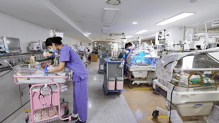 조선대 병원이 코로나 19 확진된 임산부의 분만에 성공했다.