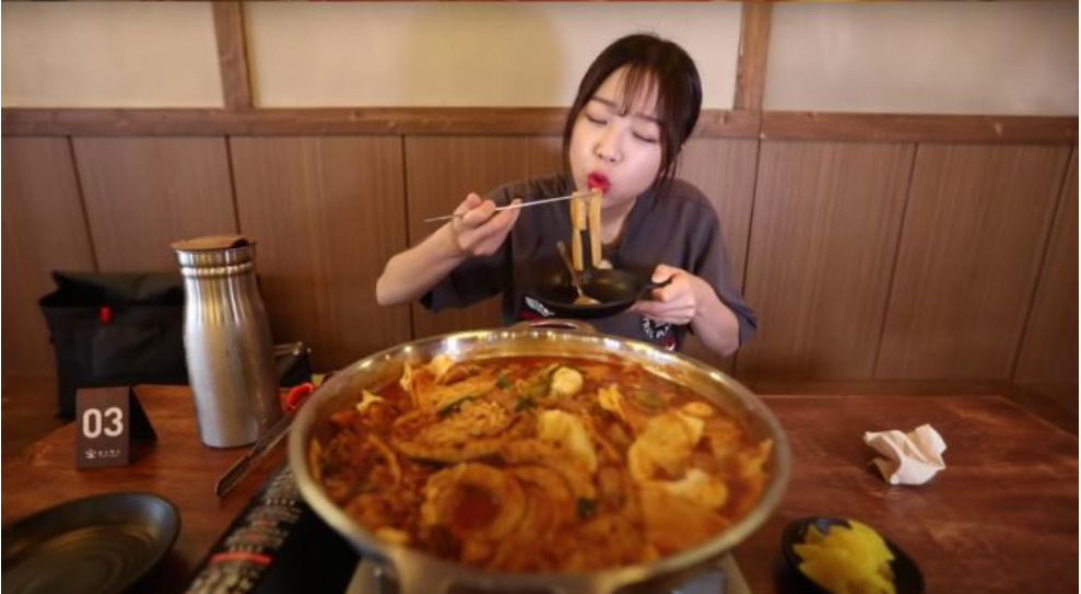 [쯔양 유튜브 채널 갈무리]