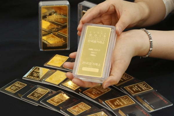 A promotional image for gold bullions (The Korea Exchange)