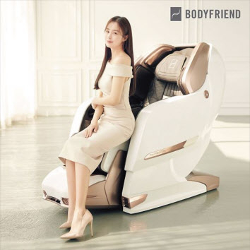 바디프랜드의 안마의자 ‘더 팬텀’