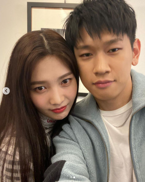 레드벨벳 조이(25)와 크러쉬(29). [크러쉬 인스타그램 캡처]