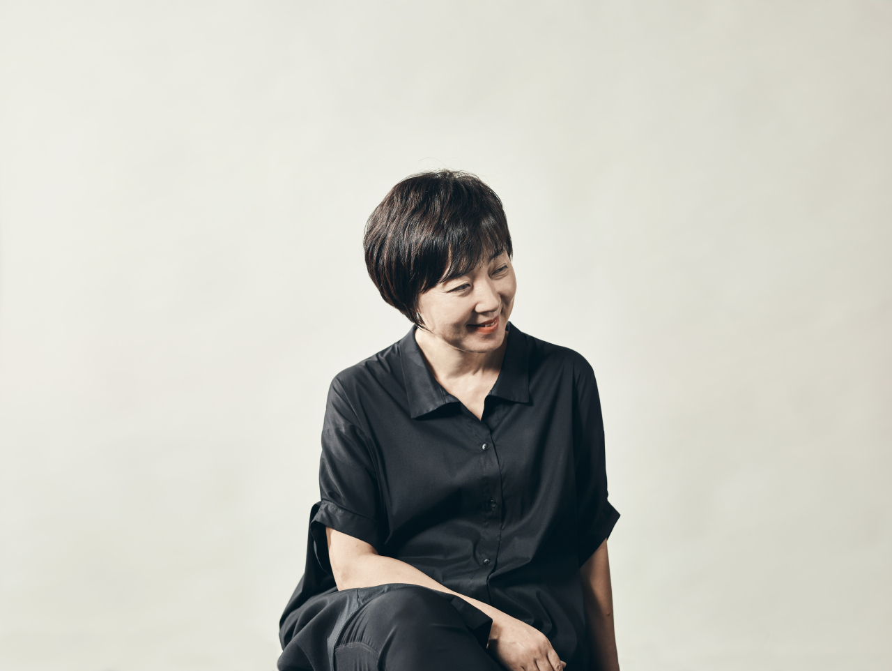 2019년 11월 국립무용단에 부임한 손인영 예술감독은 오는 9월 막을 올리는 ‘다섯 오’를 통해 환경문제를 무대로 소환했다. 그는 이 작품 안에 지금의 국립무용단이 나아가고자 하는 방향성과 동시대를 바라보는 사회인식이 고스란히 담았다. 손 감독은 “전통을 기반으로 동시대 관객과 소통하고, 사회문제를 작품에 담아 화두를 던지는 것이 국립무용단이 해야할 일”이라고 말했다. [국립극장·황필주 제공]