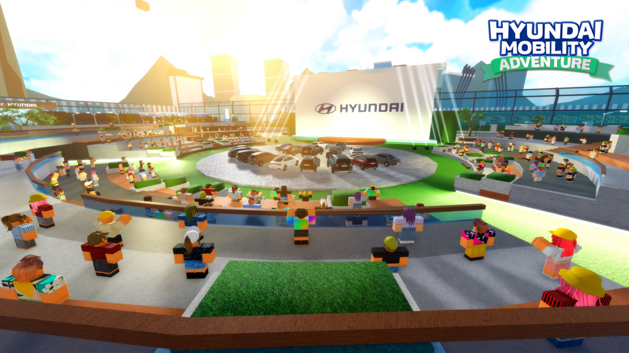 현대자동차가 글로벌 대표 메타버스 플랫폼 ‘로블록스(Roblox)’에 가상 고객경험 콘텐츠를 제공한다. 사용자들은 차량 시승부터 미래 모빌리티를 체험할 수 있다. [현대차 제공]