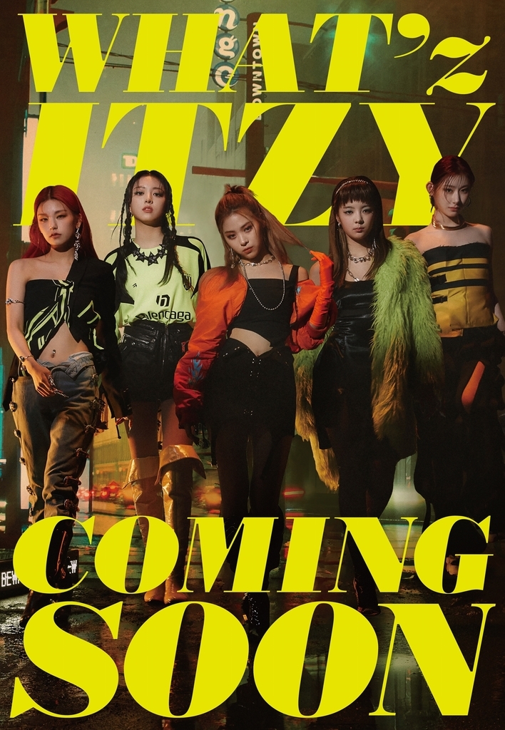 (Credit: JYP Entertainment)