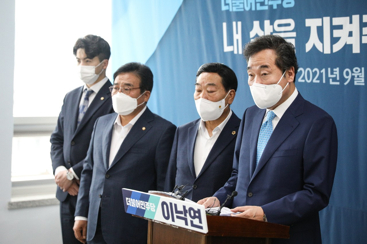 이낙연 더불어민주당 대선 경선후보가 5일 오전 청주 이장섭 민주당 의원 지역사무소에서 균형발전전략 발표를 진행하고 있다. [이낙연 캠프 제공]