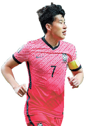 2일 서울월드컵경기장에서 열린 2022 카타르 월드컵 최종예선 A조 1차전 대한민국과 이라크의 경기. 한국 손흥민이 코너킥을 준비하기 위해 이동하고 있다. [연합]