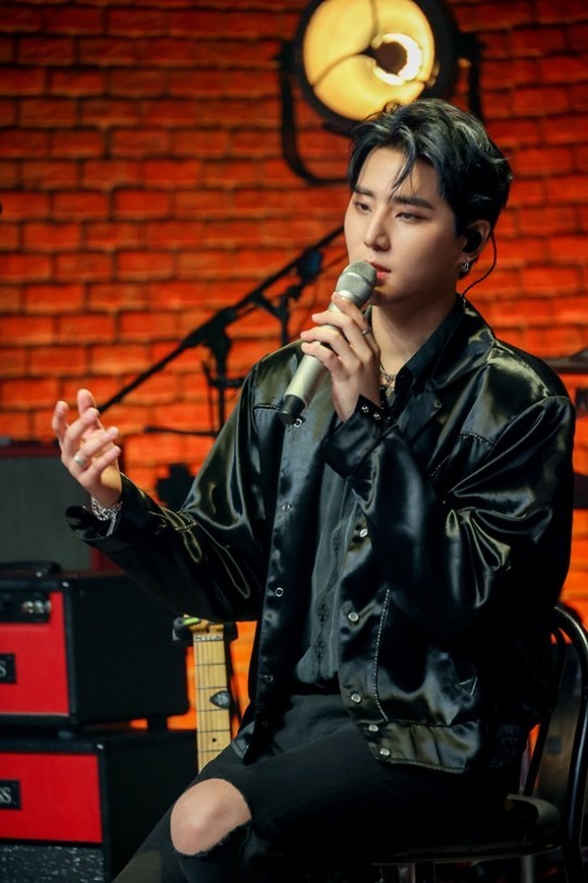 (Credit: JYP Entertainment)